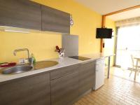 Studio Cabine cosy avec parking, proche plage et commerces au Grau-du-Roi - FR-1-307-223 - Chambres d'hôtes Le Grau-du-Roi
