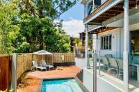 B&B Gold Coast - Large Tugun Modern House minutes to the beach - Bed and Breakfast Gold Coast