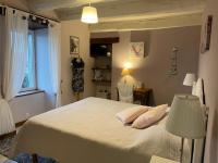 Chambre Double - Vue sur Piscine