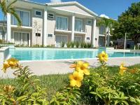 Casa em Arraial D'ajuda -3 suítes, lazer completo- Piscina, Sauna e Beach tênis - B&B