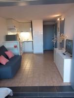 Appartement avec jardin, vue sur étang , proximité mer Gruissan Ayguades - Chambres d'hôtes Gruissan