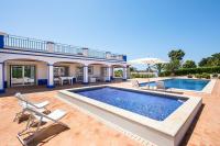 Shantivillas Malhão - B&B Azinhal