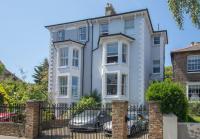 B&B Kent - Stunning large Victorian Maisonette with sea view - Bed and Breakfast Kent