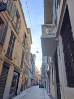 Appartamento nel cuore di Parma - Laterale via Farini - Ferienwohnung