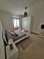 Casa Gladioli con Ampio Giardino - Ferienwohnung Tirrenia