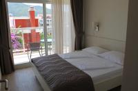 One-Bedroom Apartment with Balcony