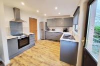 Ness Riverfront Holiday Home - City Centre - B&B Inverness