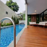 Villa Daun at Dago Village - B&B Bandung