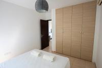 Apartment mit Balkon