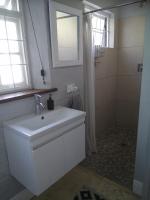 Pelican Cottage - 800m from Beach & Yacht School - B&B