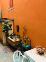 LOFT D ARTISTES AVEC PATIO AU PORT DE NICE - Chambres d’hôtes Nice