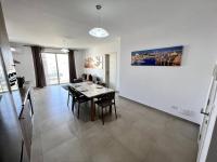 B&B San Pawl il-Baħar - Mediterranea 2 Bedroom Smart Apartment - Bed and Breakfast San Pawl il-Baħar