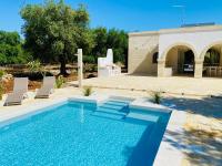LUXUS VILLA WITH SWIMMINGPOOL, 1-6 p., CAROVIGNO - Chambres d’hôtes Carovigno