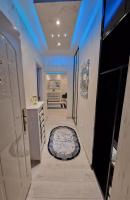 AT Mirror - B&B