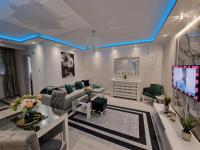 AT Mirror - B&B Voždovac