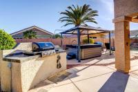Pets Welcome! Group Retreat w/ Pool in Surprise! - Ferienwohnung Surprise