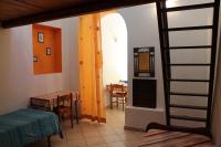 Studio avec mezzanine