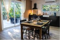 Duplex Le Philandra - jacuzzi- 2 chambres - B&B Monteils