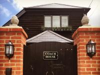 B&B Whitstable - The Coach House - Bed and Breakfast Whitstable