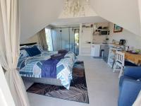 Cape Dutch Flair Business unit - B&B Cape Town