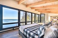 Office and Fire Pit Waterfront Lake Superior Cabin! - B&B Two Harbors