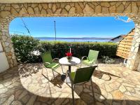 Apartments Kate - Bed and Breakfast Dramalj