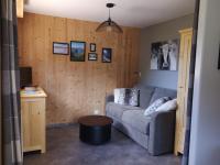 Appartement Cosy à Châtel - 4 Pers, Proche Centre, Garage & WiFi - FR-1-198-207 - B&B Châtel