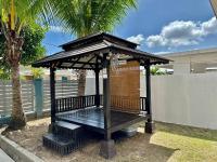 Bandar Melaka Family Bungalow Private Pool BBQ WiFi Netflix - Chambres d'hôtes Malacca