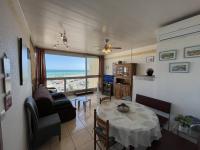 Saint-Cyprien : T2 cabine, climatisé, 6 pers, animaux admis, parking sécurisé - FR-1-106-78 - Chambres d'hôtes Saint-Cyprien
