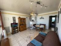 Saint-Cyprien : T2 cabine, climatisé, 6 pers, animaux admis, parking sécurisé - FR-1-106-78 - Chambres d'hôtes Saint-Cyprien