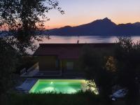 Villa Malù - APT Mara - Piscina e vista lago - Bed and Breakfast Torri del Benaco