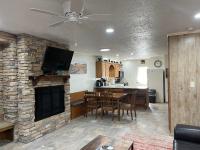 B&B Red River - Claim Jumper 19 Townhouse With High Speed Wifi - Bed and Breakfast Red River