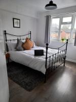 B&B Derby - Derby City Apartment with free parking - Bed and Breakfast Derby