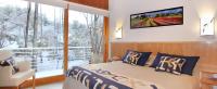 One-Bedroom Apartment with Balcony