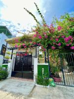 Ngo Family Homestay - B&B