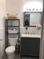 Private Rooms in TownHouse w 2 Baths FQ Beds 1-3ppl - Ferienwohnung Unionport