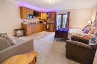 The Lodge - Studio Apartment's - B&B Castle