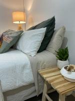 Big House Little House Moonee Beach - Chambres d’hôtes Moonee Beach