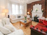 B&B Cardiff - Stunning Large Victorian Townhouse - Bed and Breakfast Cardiff