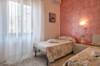 Il Nespolo , VICINO ALLE SPIAGGE, PER COPPIE E FAMIGLIE - B&B Alghero