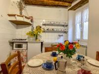 B&B Pietrabuona - Holiday Home Casa Pierina by Interhome - Bed and Breakfast Pietrabuona