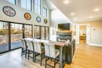 Hot Tub and Fire Pit Suttons Bay Home Near Wineries - B&B Suttons Bay