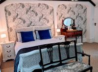 Kamer met Kingsize Bed en Uitzicht op de Tuin