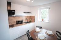 Z widokiem na Zamek - B&B Szczytna