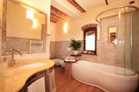 Deluxe Double Room with Bath