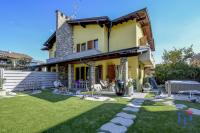 DesenzanoLoft Official Partner MARRIOTT Homes & Villas - Luxury suite with jacuzzi and garden - B&B