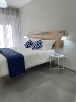 Doppel-/Zweibettzimmer mit Balkon