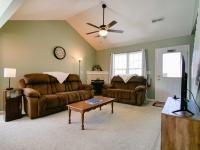 B&B Pigeon Forge - The 737 - Family Friendly, Quiet, Secluded - Bed and Breakfast Pigeon Forge