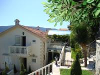 Penthouse apartment Mimoza - Bed and Breakfast Herceg Novi