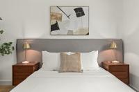 Central Apartment in a Hip Walkable Neighborhood NRP23-01143 - B&B Long Beach